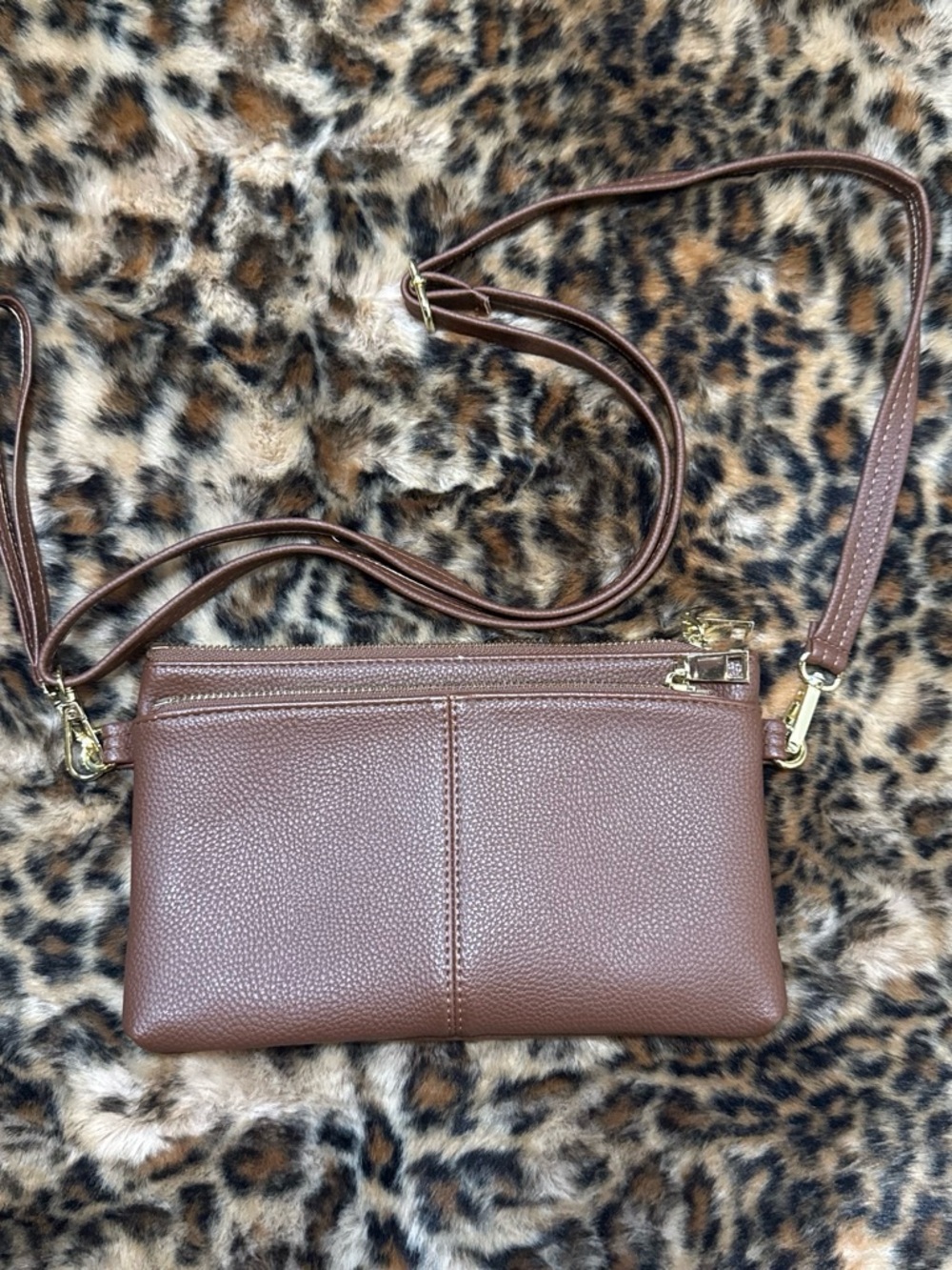 Brown Crossbody Leather Wristlet Bag - Unbranded